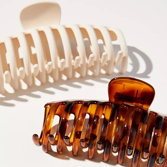 NWTS ANTHROPOLOGIE LOU CLAW HAIR CLIPS - Picture 2 of 6